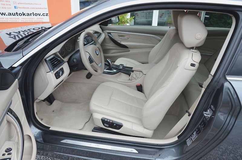 BMW Řada 4 (2015) 435d xDrive 230kW / ČR / LED   - fotka 19 z 43