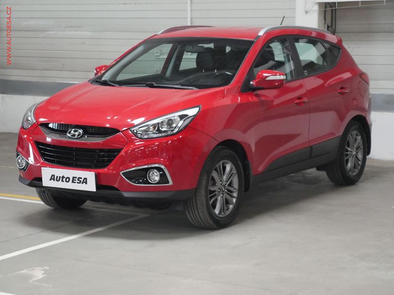 Hyundai ix35 (2014) 1.7 CRDi, 2.maj,ČR, STK2/28 - fotka 3 z 18