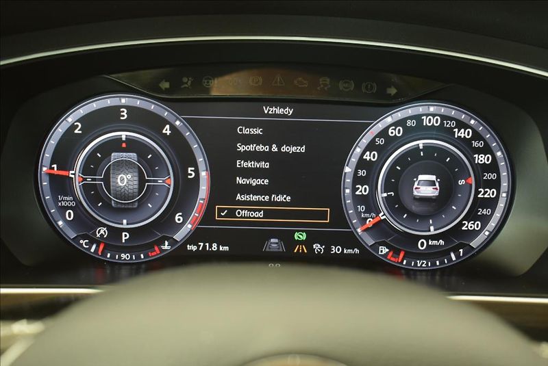 Volkswagen Tiguan 2,0 TDI, DSG,Head Up,Virtual, - fotka 38 z 55