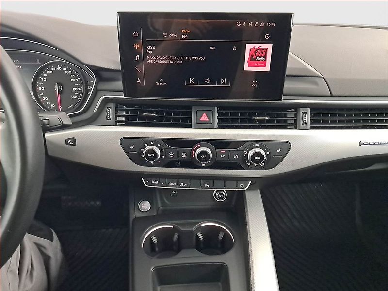 Audi A5 (2020) 45 TFSI - fotka 12 z 17