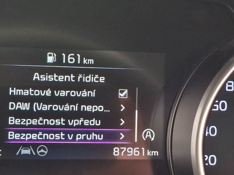 Kia Ceed (2023) SW 1.5T-GDI 118kW -1.MAJITEL - fotka 20 z 38