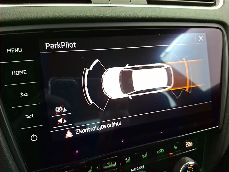 Škoda Octavia (2017) RS 2.0 TDI 4x4 DSG, 4X4 - fotka 16 z 23
