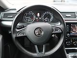 Škoda Superb (2018) 2.0 TDI, Navi, Bi-Xenony - náhled 17