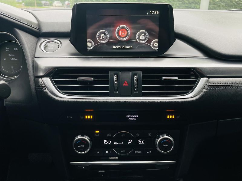 Mazda 6 2.0i AUTOMAT 1MAJITEL SERVISKA - fotka 35 z 45