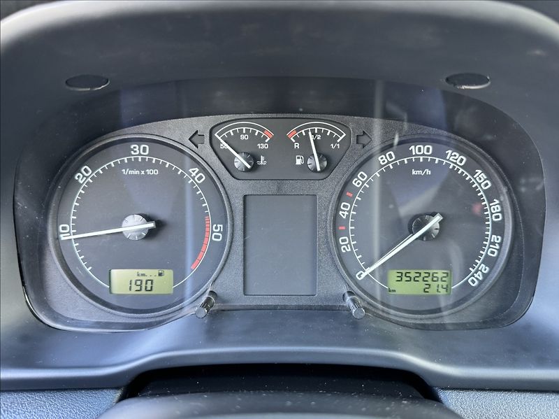 Škoda Octavia 1,9 TDI TOUR TRUMF původ ČR - fotka 27 z 50