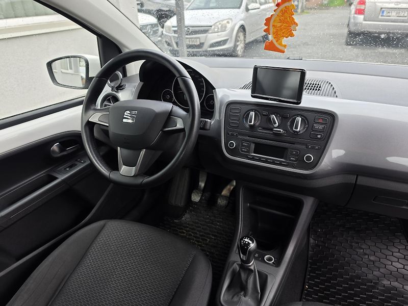 Seat Mii 1.0 i ITECH  - fotka 11 z 12
