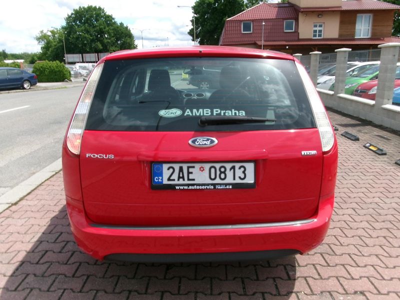 Ford Focus 1,6 - ZADÁNO - fotka 8 z 25