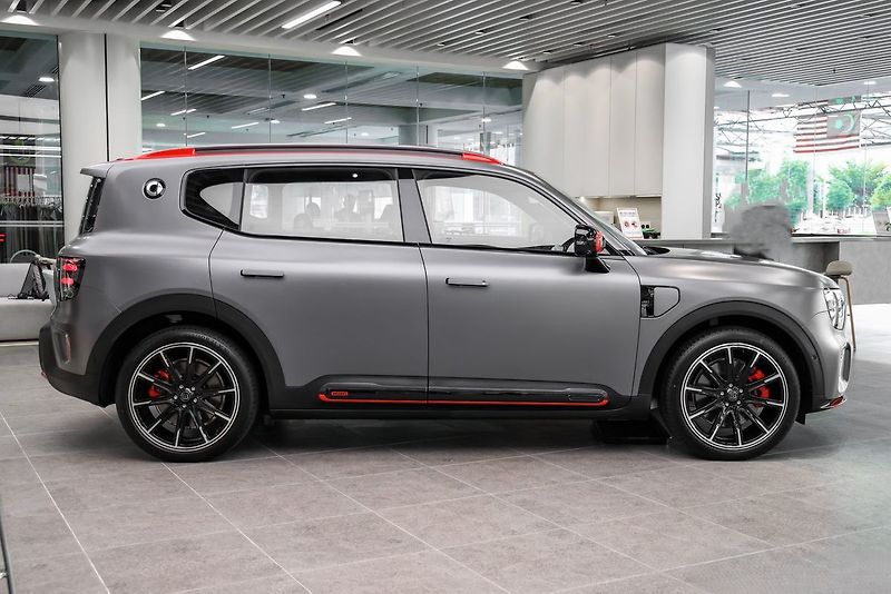 Smart Ostatní (2026) BRABUS - fotka 7 z 12
