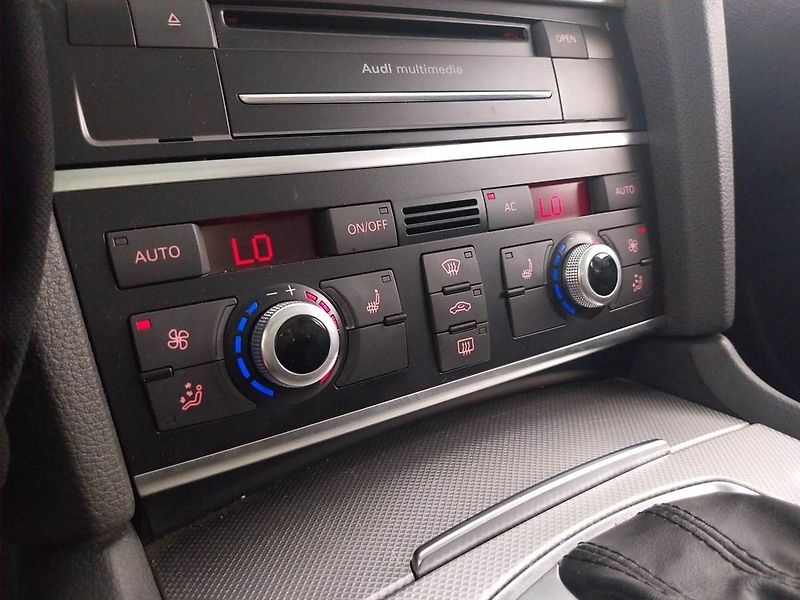 Audi Q7 (2011) 3.0 TDI, 4X4, Automat, 7 míst - fotka 20 z 25