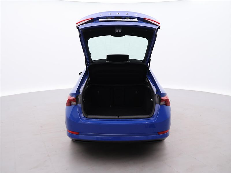 Škoda Octavia 2,0 TDI Style CZ 1.Maj. DPH - fotka 9 z 18