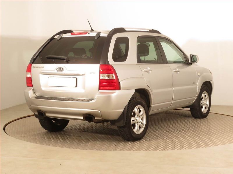 Kia Sportage (2008) 2.0 CRDi , 4X4, Tempomat - fotka 5 z 15