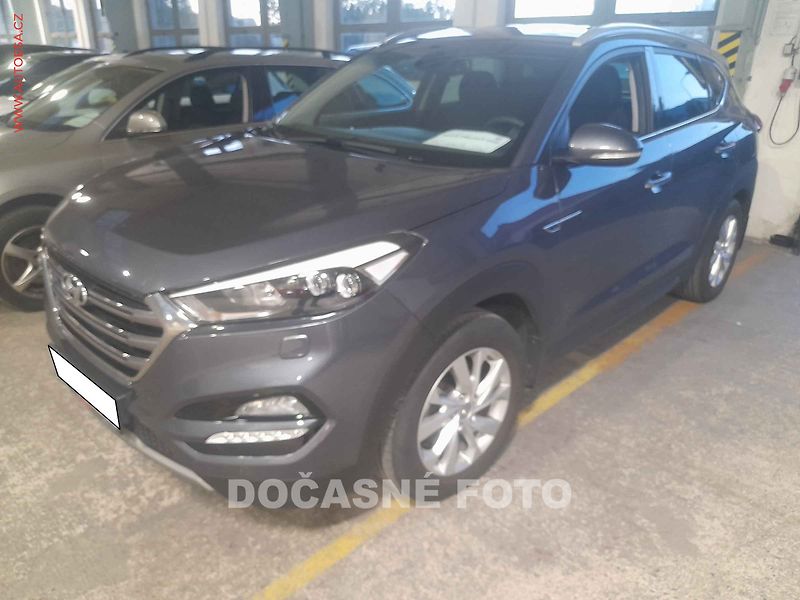 Hyundai Tucson (2017) 1.7 CRDi, ČR, AT, navi, LED - fotka 1 z 3