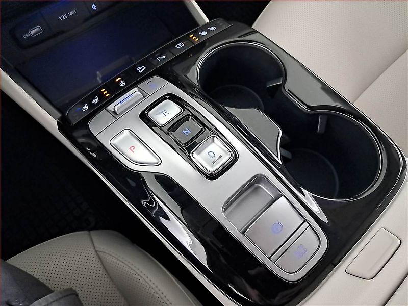 Hyundai Tucson (2022) 1.6 T-GDI - fotka 18 z 19