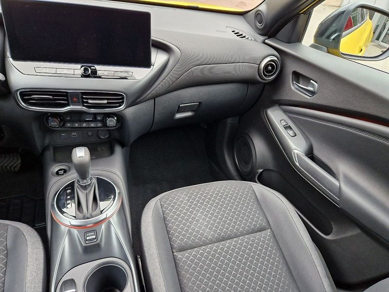 Nissan Juke 1.0 DIG-T 7AT N-CONN, SKLADEM - fotka 14 z 28