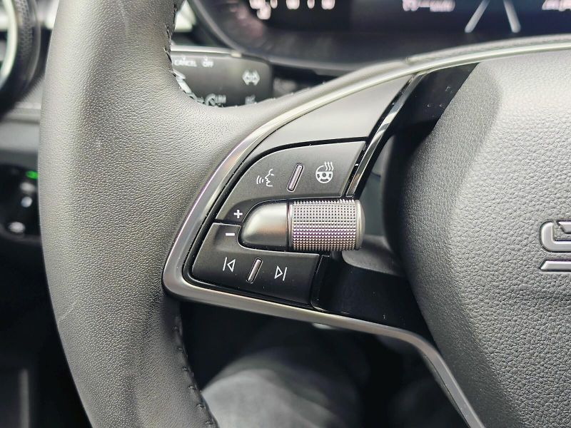 Škoda Fabia (2025) 1,0 TSI 85 kW Top Selection - fotka 23 z 31