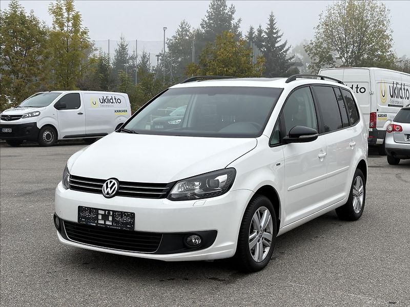 Volkswagen Touran 2,0 TDi 103kW Xen,Pano,Nez.top - fotka 1 z 42