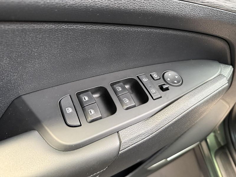 Kia Sportage 1.6 T-GDI 110kW 4x2 Exclusive - fotka 10 z 12