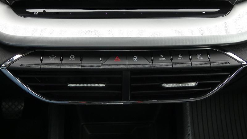 Škoda Octavia 2,0 TDI 85kW Style DSG - fotka 17 z 23