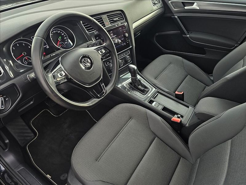 Volkswagen Golf VII 1,5TSi DSG Comfortline - fotka 11 z 43