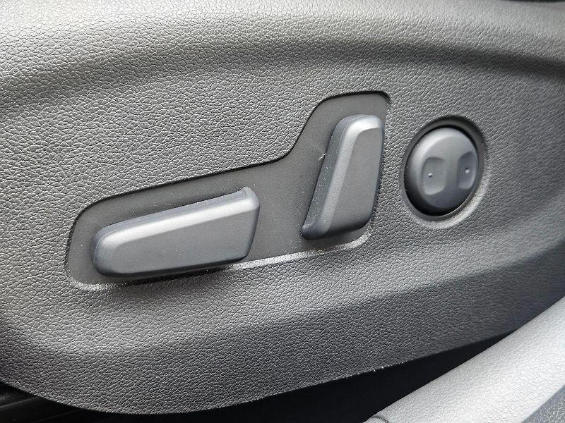 Hyundai Tucson 2,0D N-Line Premium,4x4, 1.maj - fotka 15 z 44