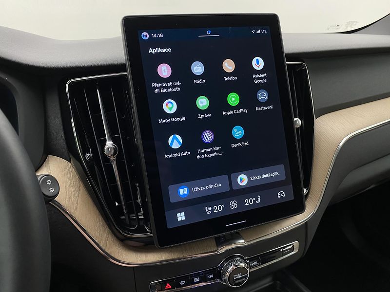 Volvo XC60 T8 AWD RECHARGE PLUS DARK CZ - fotka 8 z 66