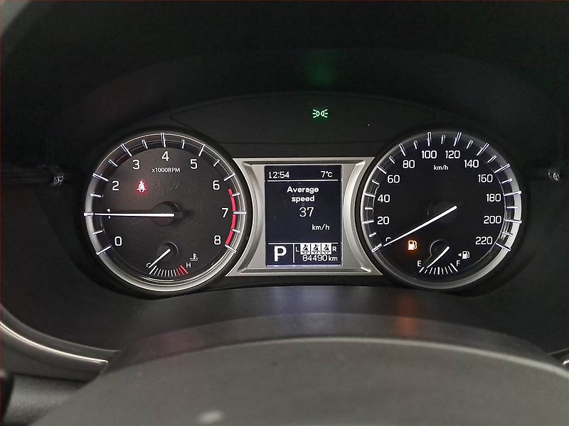 Suzuki Vitara (2018) Premium 1.6 VVT, Automat, ČR - fotka 11 z 20