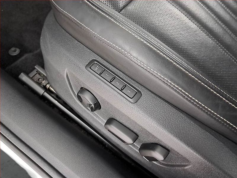 Škoda Superb (2022) Laurin&Klement 2.0 TDI - fotka 21 z 22