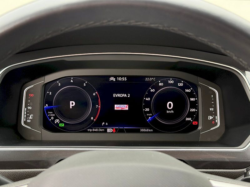 Volkswagen Tiguan Allspace (2022) 1.5 TSI 110 kW DSG - fotka 11 z 24