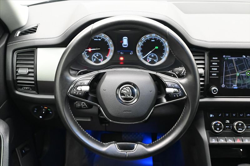 Škoda Kodiaq 2,0 TDI 147 kW DSG 4x4 TAŽNÉ Z - fotka 18 z 33