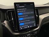 Volvo XC60 (2026) B5 AWD AUT ULTRA BLACK EDITION - náhled 42