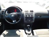 Volkswagen Touran (2009) 1.9 TDi DSG - náhled 7