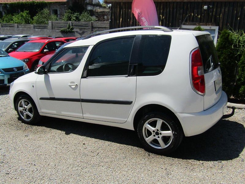 Škoda Roomster (2012) 1.6 TDI 66kW - fotka 4 z 37