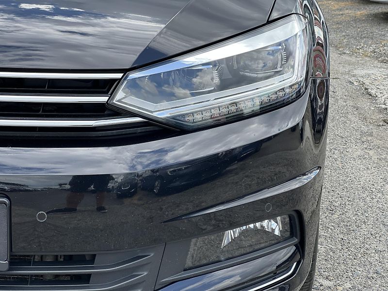 Volkswagen Touran Highline 2.0TDi DSG ČR odp.DPH - fotka 45 z 51