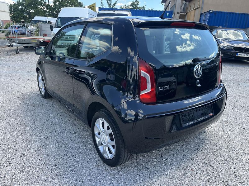 Volkswagen up! (2012) 1.0i 55Kw Klima REZERVACE - fotka 5 z 18