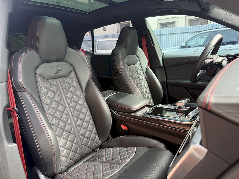 Audi SQ8 RSQ8 Paket FULL CZ Servis TOP - fotka 39 z 42