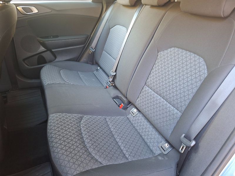 Kia Ceed (2023) SW 1.5T-GDI 118kW -1.MAJITEL - fotka 26 z 39