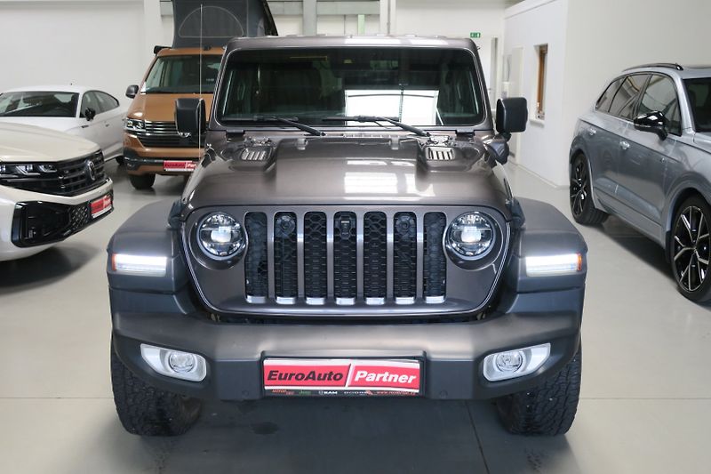 Jeep Wrangler (2022) 2.0 4xe PHEV Unlimited Sahara - fotka 6 z 50