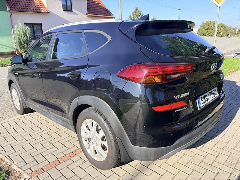 Hyundai Tucson 1.6T-GDi 130kW 4x4 IceBreaker - fotka 3 z 43