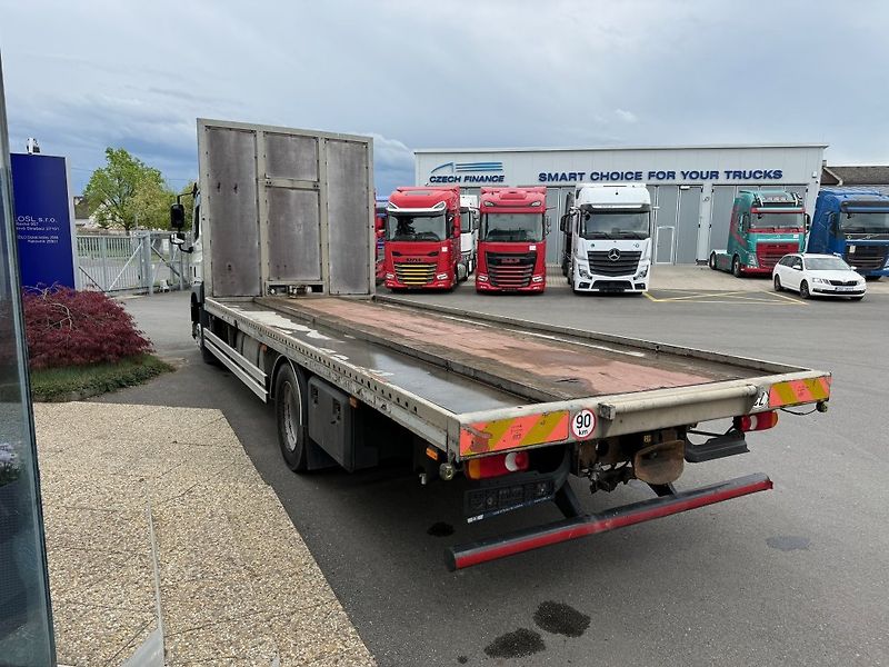 DAF CF320 EURO 6 - fotka 6 z 20