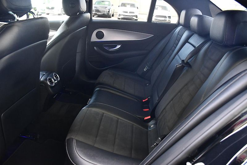 Mercedes-Benz Třídy E 350D AMG K360° HEAD-UP - fotka 19 z 51