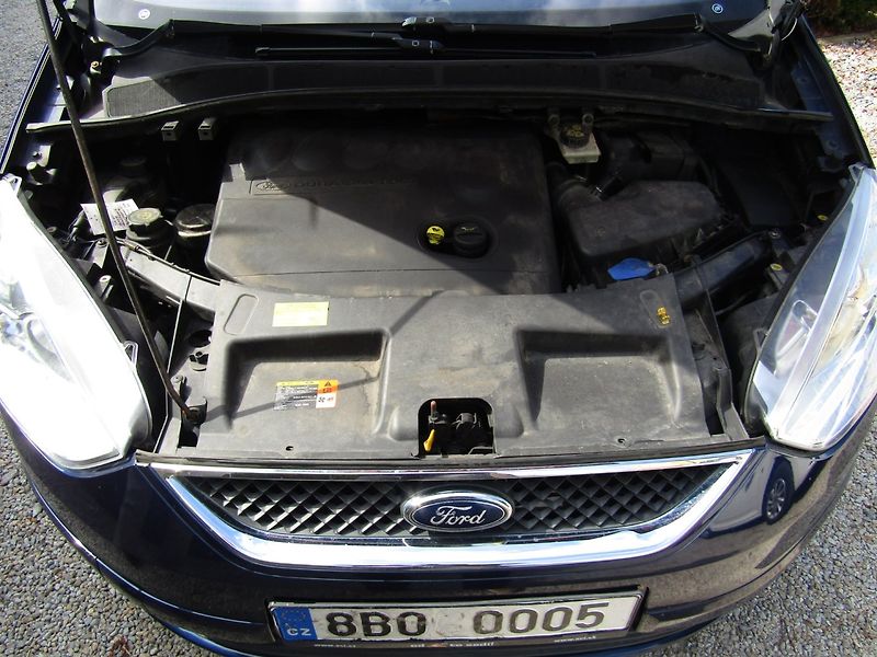 Ford Galaxy (2007) 2.0 TDCi 96kW - fotka 33 z 34