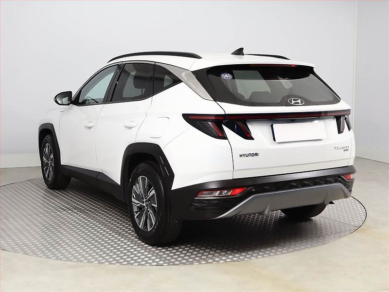 Hyundai Tucson (2021) 1.6 T-GDI - fotka 4 z 18