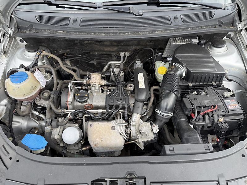 Škoda Roomster 1.2 tsi, 77kw, velký servis - fotka 12 z 13