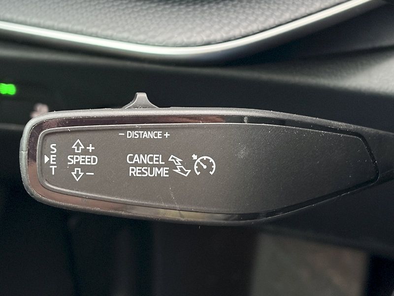 Škoda Superb (2024) Combi DSG 2.0 TDI / 110 kW / S - fotka 17 z 34