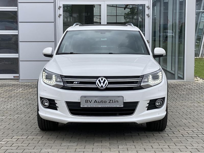 Volkswagen Tiguan (2013) 2.0TDI R-line - fotka 8 z 37