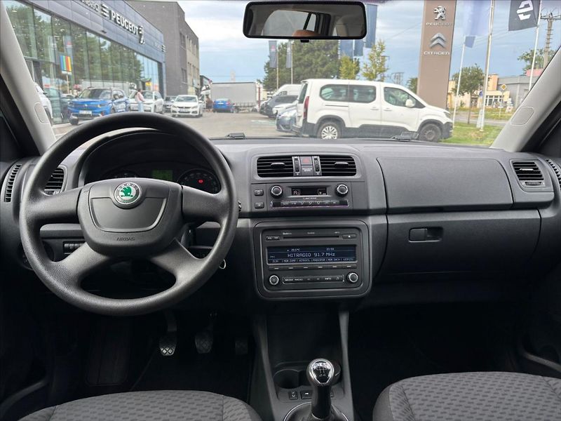 Škoda Fabia 1,2 TSI  Top výbava + Serviska - fotka 10 z 22
