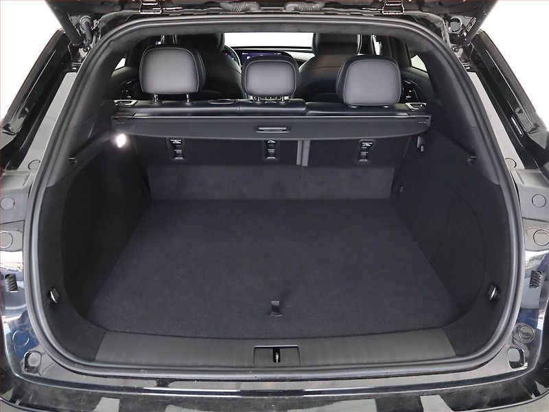 Omoda 9 (2026) SHS 1.5 PHEV - fotka 12 z 28