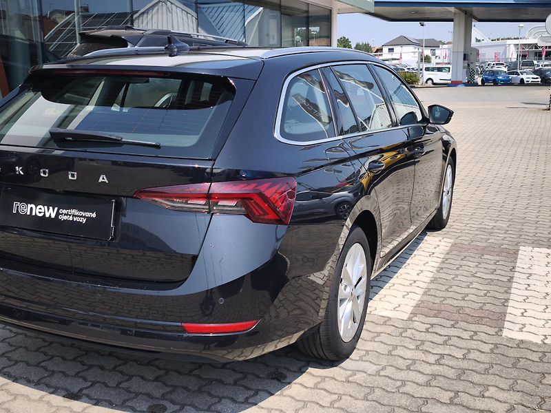 Škoda Octavia 2021 ČR 2.0 TDI DSG STYLE - fotka 26 z 31