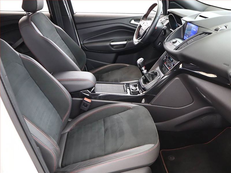 Ford Kuga (2019) ST-Line 2.0 TDCi, 4X4 - fotka 7 z 18