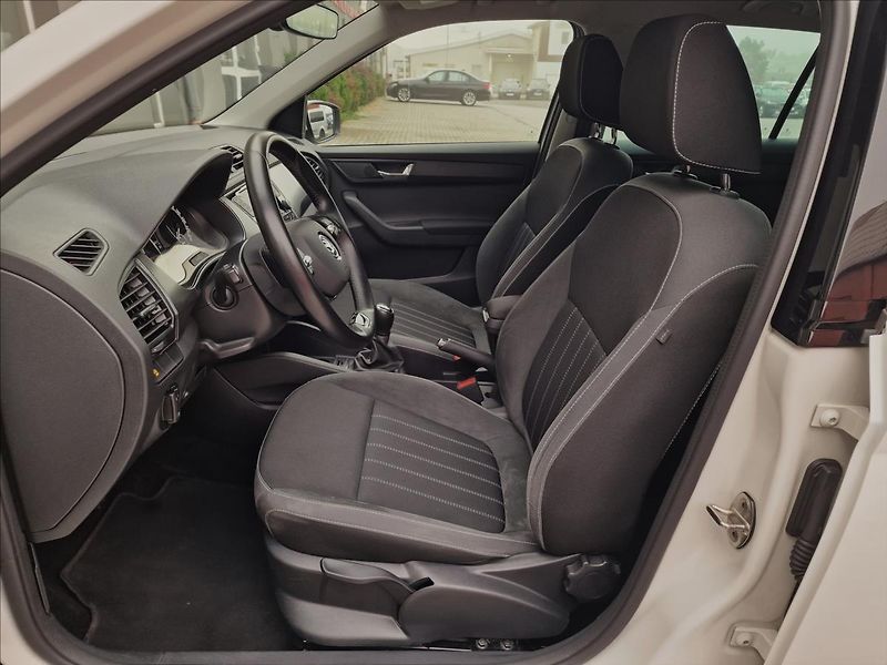 Škoda Fabia 1.0TSI Style, původ ČR,1.Maj. - fotka 19 z 48